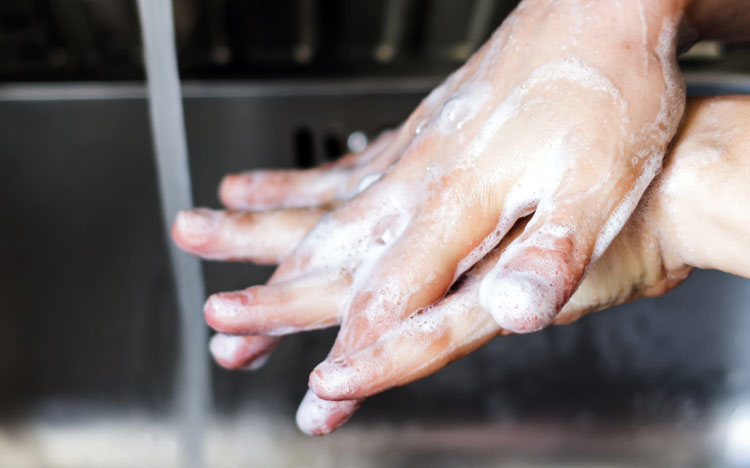 How To Reduce Hand Contamination at Your Foodservice Operation